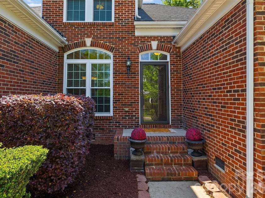 7211 Meyer Road, Fort Mill, SC 29715.  MLS# CAR4369839, YatesRealty ID 13709. 