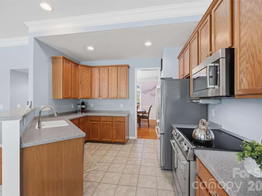 7211 Meyer Road, Fort Mill, SC 29715.  MLS# CAR4369839, YatesRealty ID 13709. 