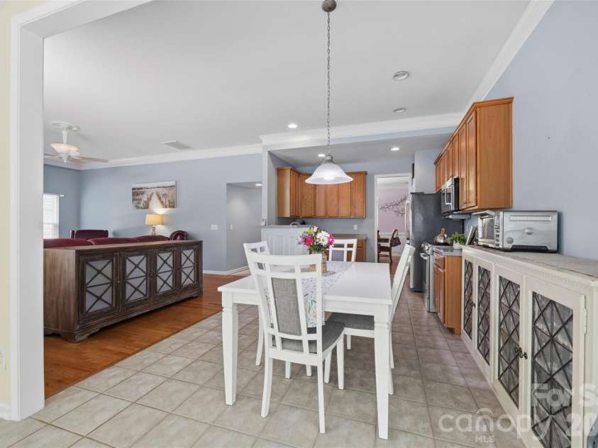 7211 Meyer Road, Fort Mill, SC 29715.  MLS# CAR4369839, YatesRealty ID 13709. 