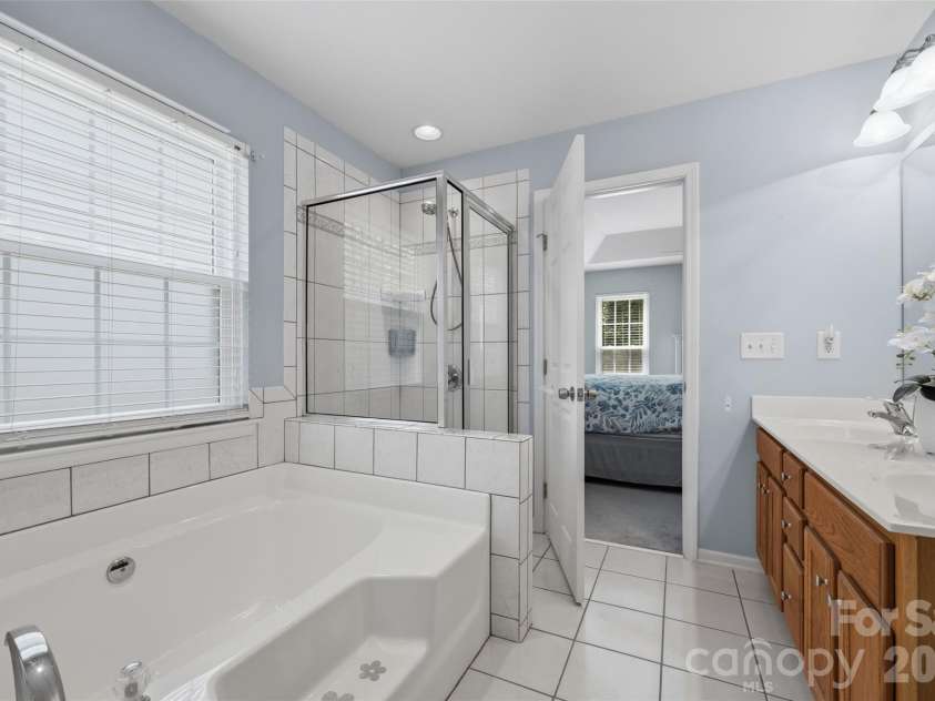 7211 Meyer Road, Fort Mill, SC 29715.  MLS# CAR4369839, YatesRealty ID 13709. 