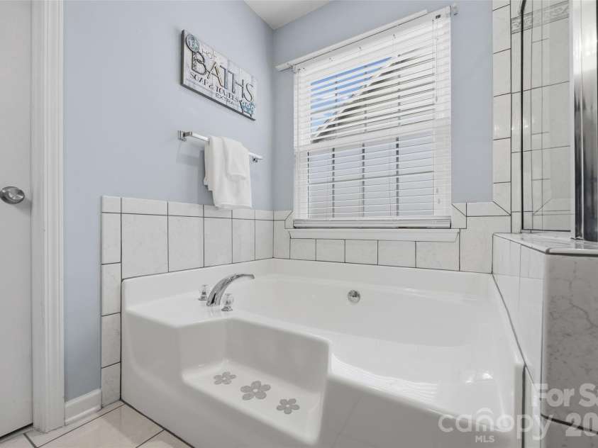 7211 Meyer Road, Fort Mill, SC 29715.  MLS# CAR4369839, YatesRealty ID 13709. 