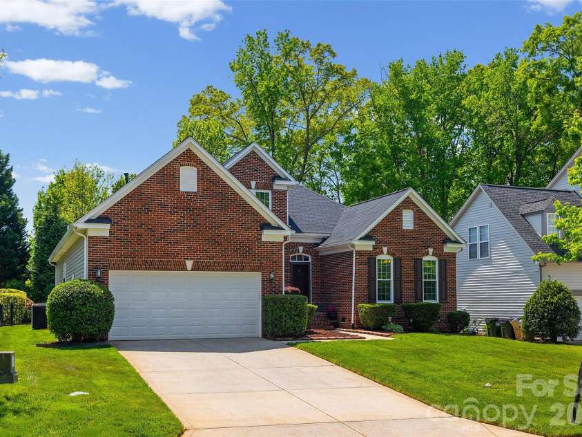 7211 Meyer Road, Fort Mill, SC 29715.  MLS# CAR4369839, YatesRealty ID 13709. 