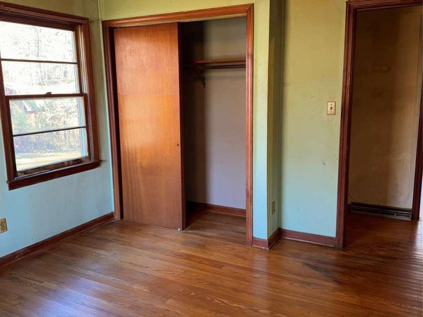 5046 Old Linville Road, Marion, NC 28752.  MLS# CAR4321591, YatesRealty ID 1371. 