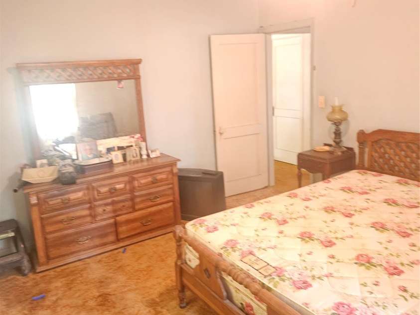 1040 Drummond Avenue, Charlotte, NC 28205.  MLS# CAR4363982, YatesRealty ID 13710. 