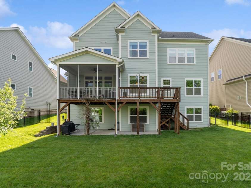 5301 Meadowcroft Way, Fort Mill, SC 29708.  MLS# CAR4248544, YatesRealty ID 13710. 