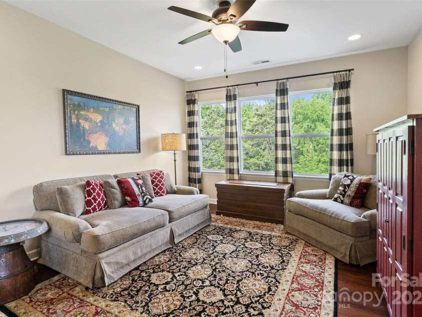 5301 Meadowcroft Way, Fort Mill, SC 29708.  MLS# CAR4248544, YatesRealty ID 13710. Spacious upstairs loft