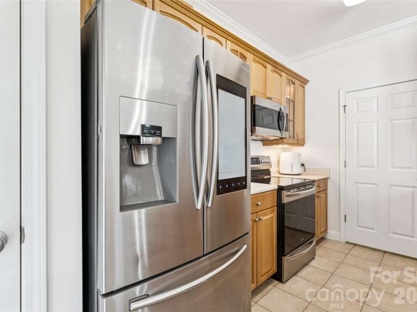2428 Madison Green Drive, Gastonia, NC 28054.  MLS# CAR4353023, YatesRealty ID 13711. 