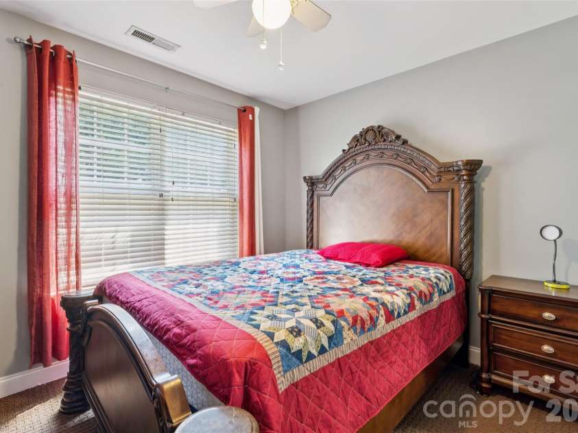 2428 Madison Green Drive, Gastonia, NC 28054.  MLS# CAR4353023, YatesRealty ID 13711. 