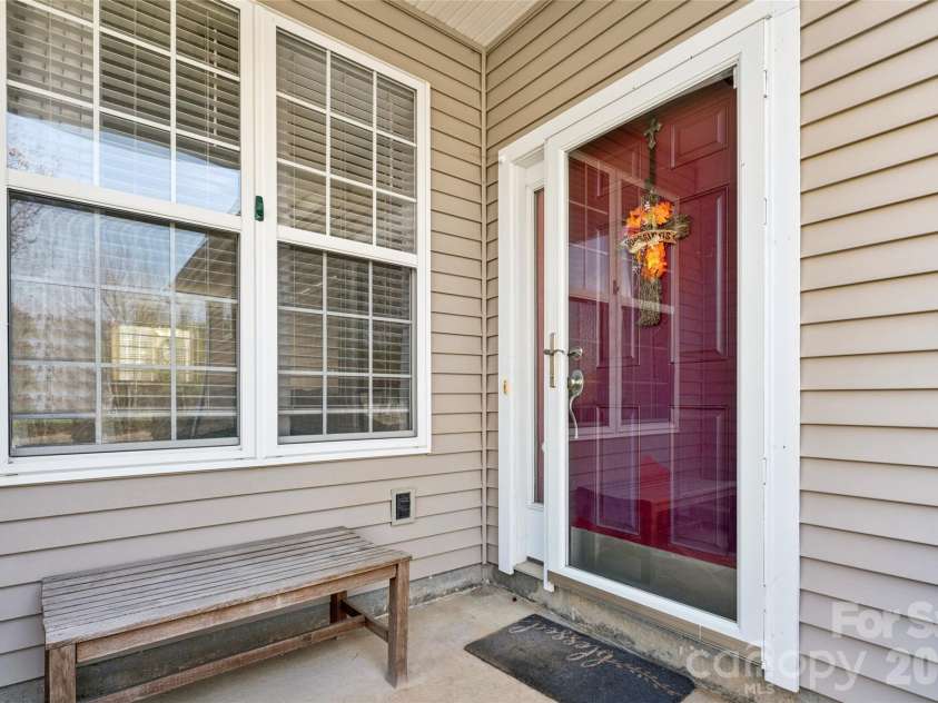 2428 Madison Green Drive, Gastonia, NC 28054.  MLS# CAR4353023, YatesRealty ID 13711. 