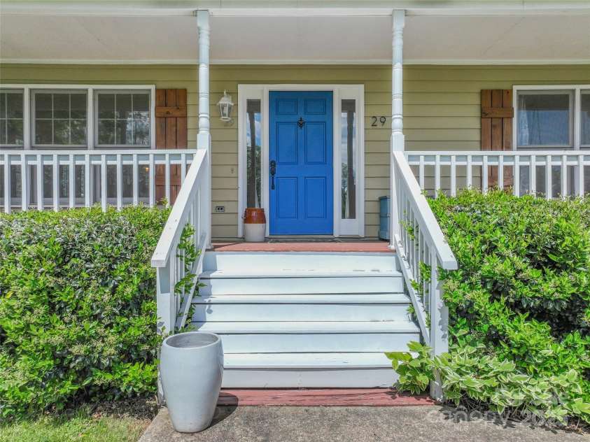 29 Driftwood Lane, Mills River, NC 28759.  MLS# CAR4257863, YatesRealty ID 13711. 