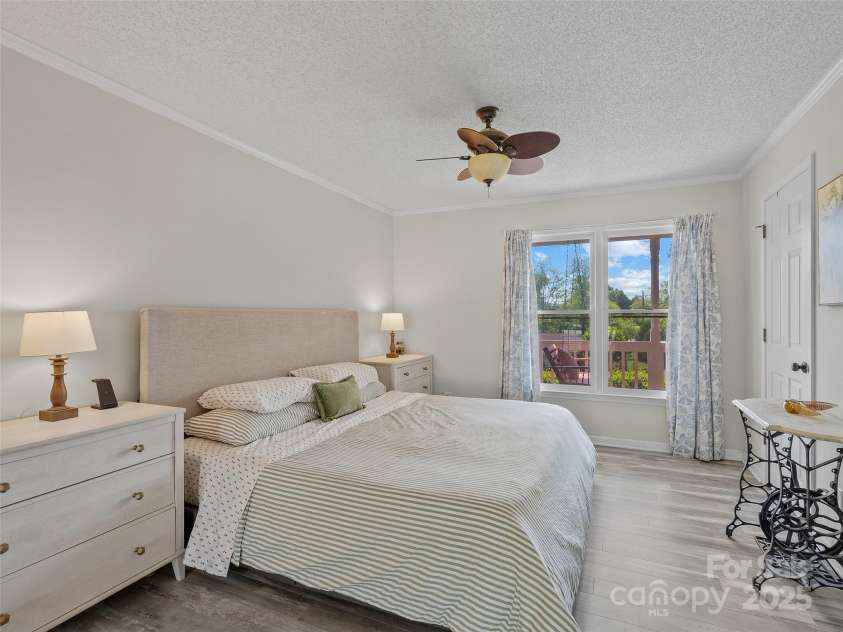 29 Driftwood Lane, Mills River, NC 28759.  MLS# CAR4257863, YatesRealty ID 13711. 