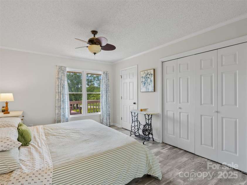 29 Driftwood Lane, Mills River, NC 28759.  MLS# CAR4257863, YatesRealty ID 13711. 