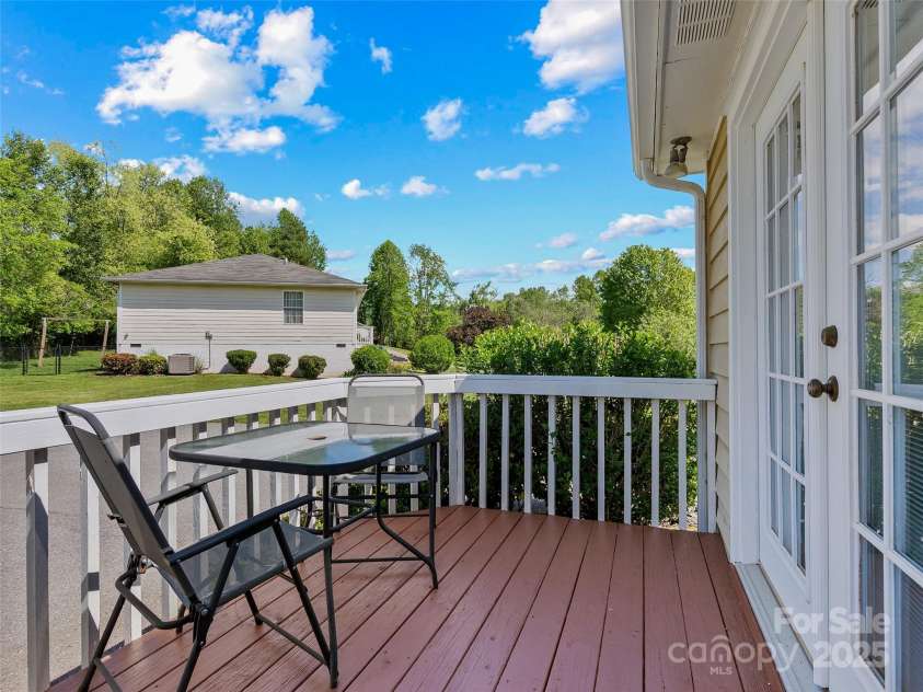 29 Driftwood Lane, Mills River, NC 28759.  MLS# CAR4257863, YatesRealty ID 13711. 