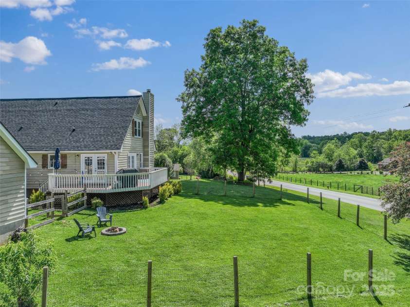 29 Driftwood Lane, Mills River, NC 28759.  MLS# CAR4257863, YatesRealty ID 13711. 