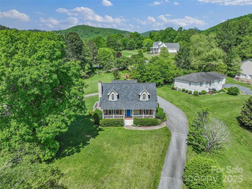 29 Driftwood Lane, Mills River, NC 28759.  MLS# CAR4257863, YatesRealty ID 13711. 