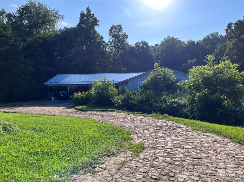 1614 Brown Orchard Drive, Morganton, NC 28655.  MLS# CAR4221086, YatesRealty ID 13712. 