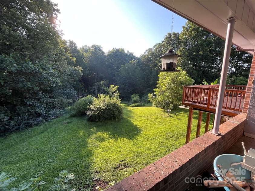1614 Brown Orchard Drive, Morganton, NC 28655.  MLS# CAR4221086, YatesRealty ID 13712. 