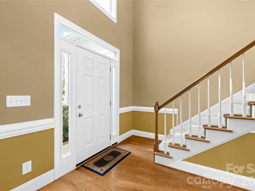 8312 Forest Shadow Circle, Cornelius, NC 28031.  MLS# CAR4356607, YatesRealty ID 13712. 