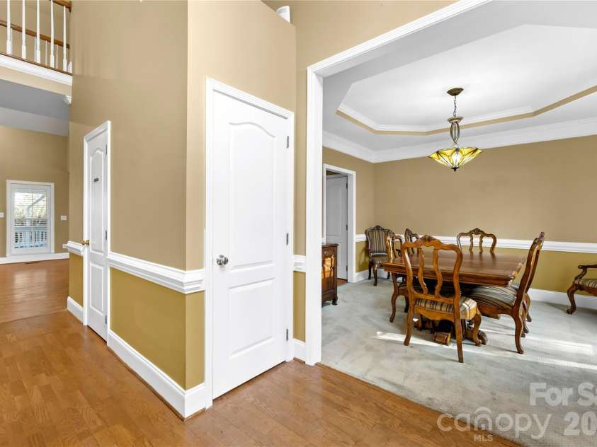 8312 Forest Shadow Circle, Cornelius, NC 28031.  MLS# CAR4356607, YatesRealty ID 13712. 