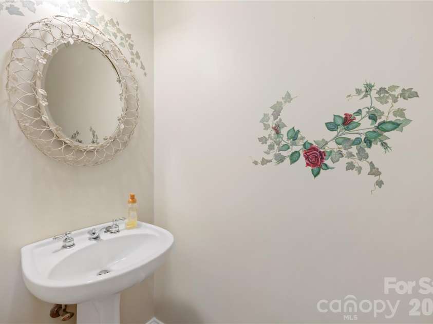 8312 Forest Shadow Circle, Cornelius, NC 28031.  MLS# CAR4356607, YatesRealty ID 13712. 