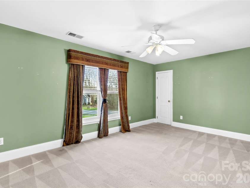 8312 Forest Shadow Circle, Cornelius, NC 28031.  MLS# CAR4356607, YatesRealty ID 13712. 