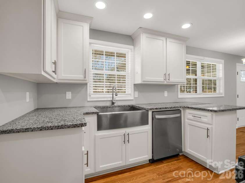 655 Oconee Street, Chesnee, SC 29323.  MLS# CAR4354180, YatesRealty ID 13713. 