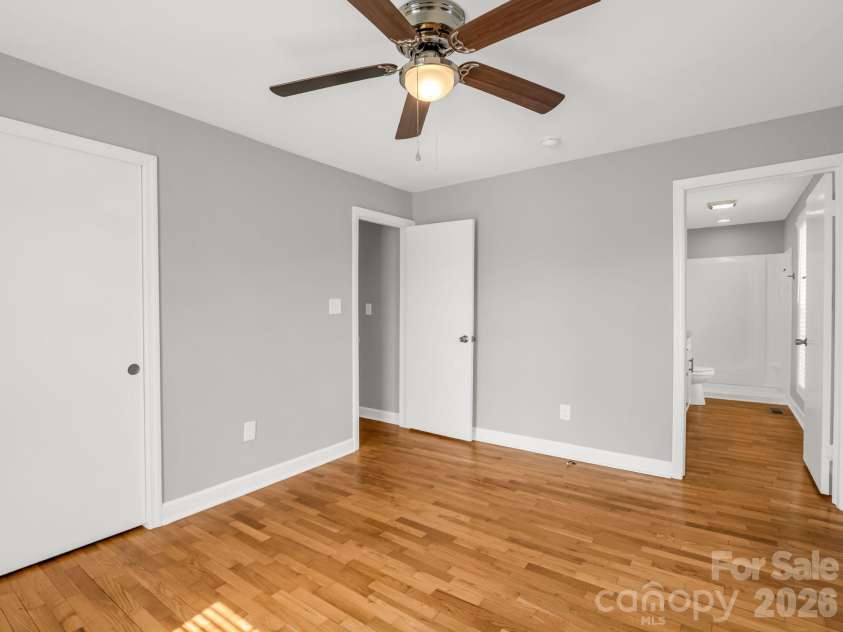 655 Oconee Street, Chesnee, SC 29323.  MLS# CAR4354180, YatesRealty ID 13713. 