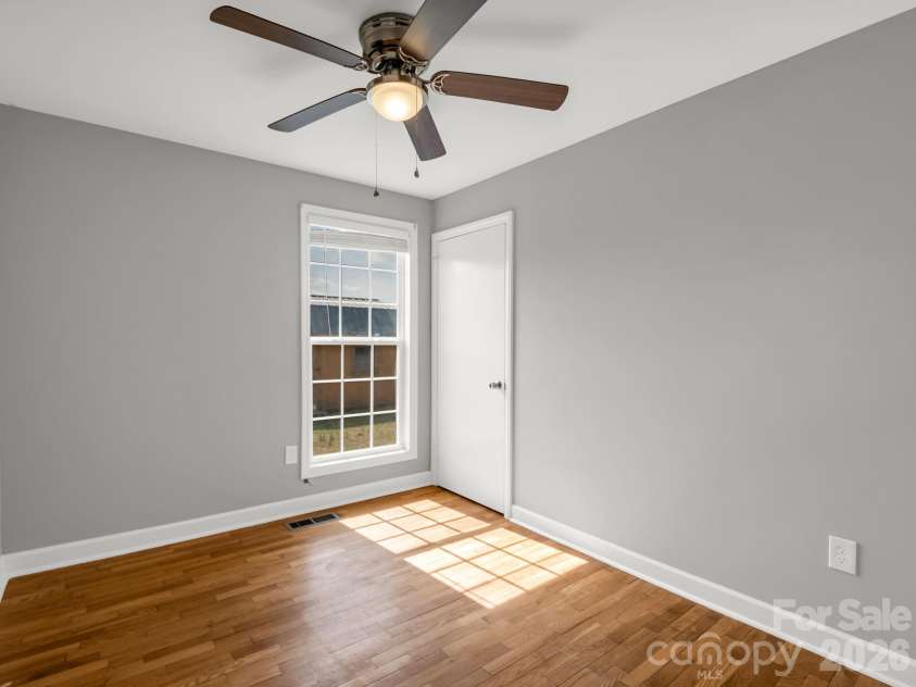 655 Oconee Street, Chesnee, SC 29323.  MLS# CAR4354180, YatesRealty ID 13713. 