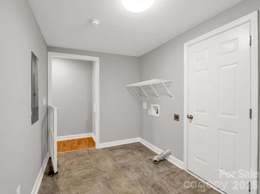 655 Oconee Street, Chesnee, SC 29323.  MLS# CAR4354180, YatesRealty ID 13713. 