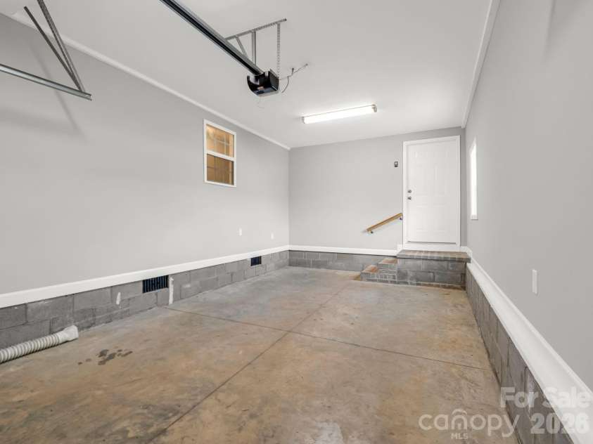 655 Oconee Street, Chesnee, SC 29323.  MLS# CAR4354180, YatesRealty ID 13713. 