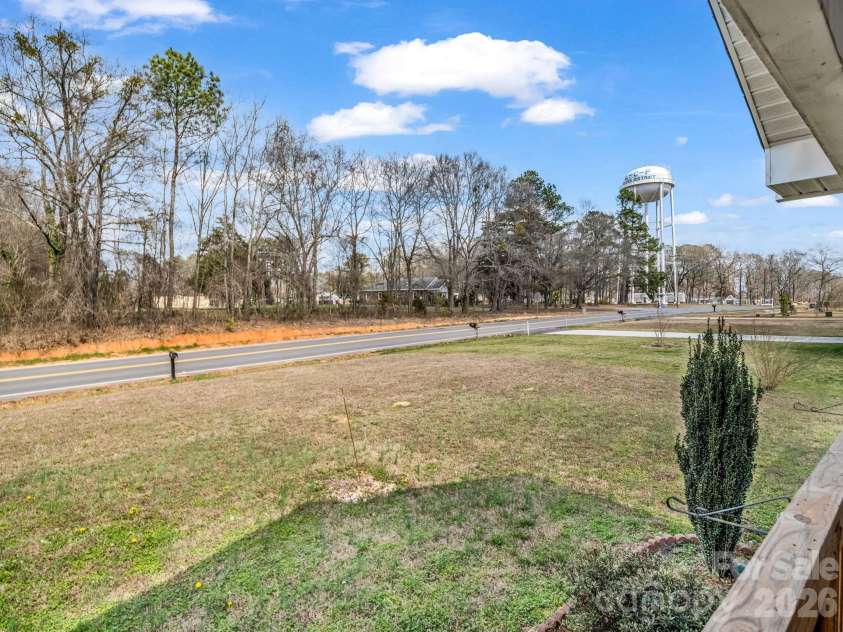 655 Oconee Street, Chesnee, SC 29323.  MLS# CAR4354180, YatesRealty ID 13713. 
