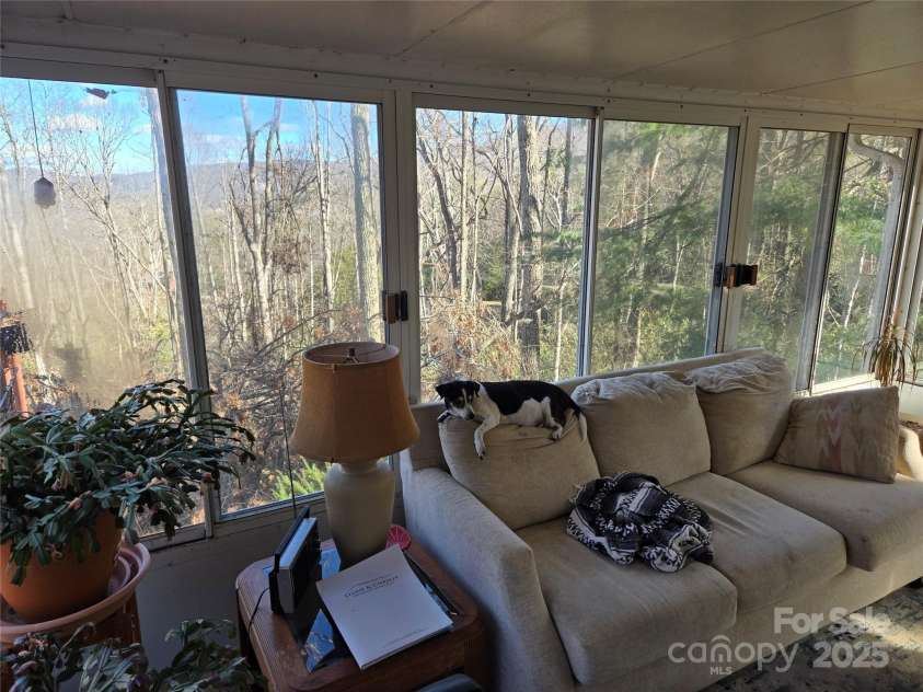 211 Holly Mountain Lane, Fletcher, NC 28732.  MLS# CAR4332699, YatesRealty ID 13714. 
