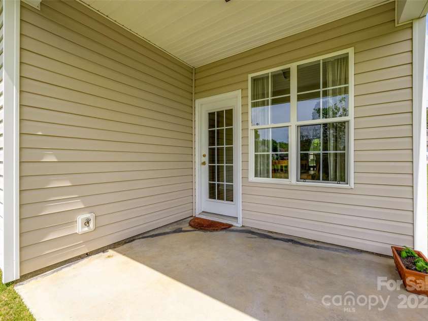 269 Tradition Way, Rock Hill, SC 29732.  MLS# CAR4247689, YatesRealty ID 13714. 