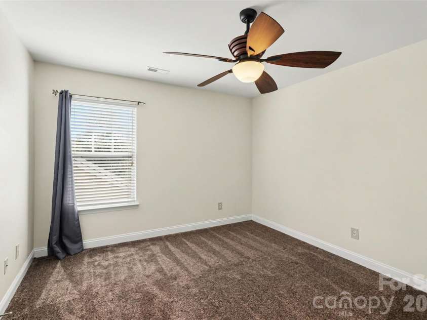 13556 Aldenbrook Drive, Huntersville, NC 28078.  MLS# CAR4360209, YatesRealty ID 13715. 