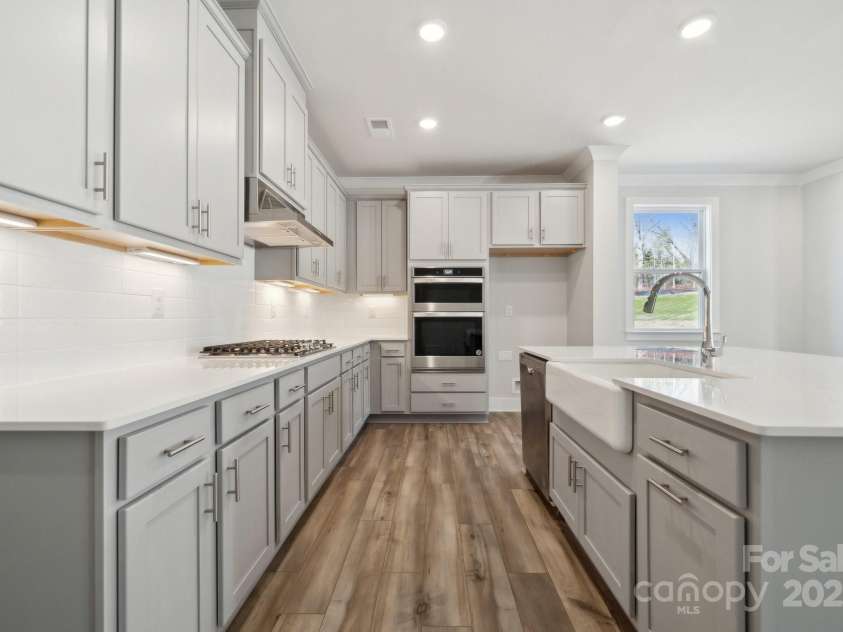 9932 Manor Vista Trail, Kannapolis, NC 28027.  MLS# CAR4228359, YatesRealty ID 13715. 