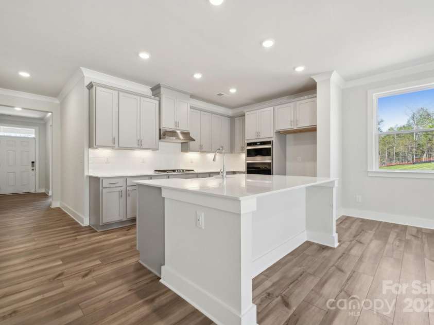 9932 Manor Vista Trail, Kannapolis, NC 28027.  MLS# CAR4228359, YatesRealty ID 13715. 