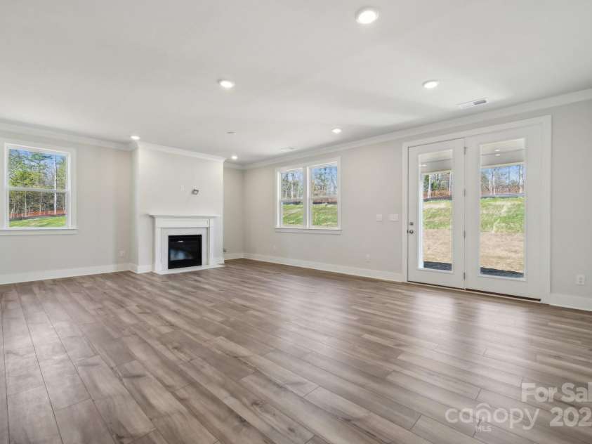 9932 Manor Vista Trail, Kannapolis, NC 28027.  MLS# CAR4228359, YatesRealty ID 13715. 