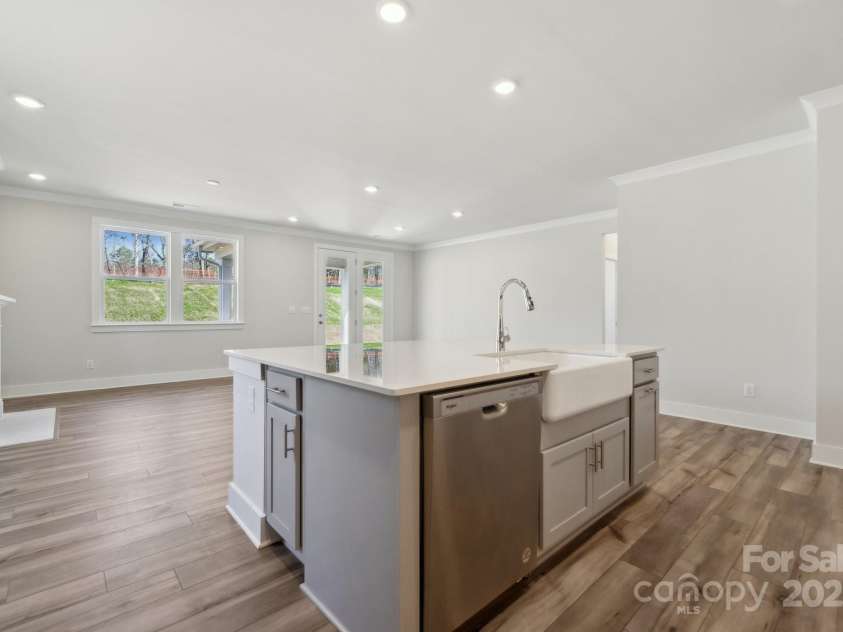 9932 Manor Vista Trail, Kannapolis, NC 28027.  MLS# CAR4228359, YatesRealty ID 13715. 