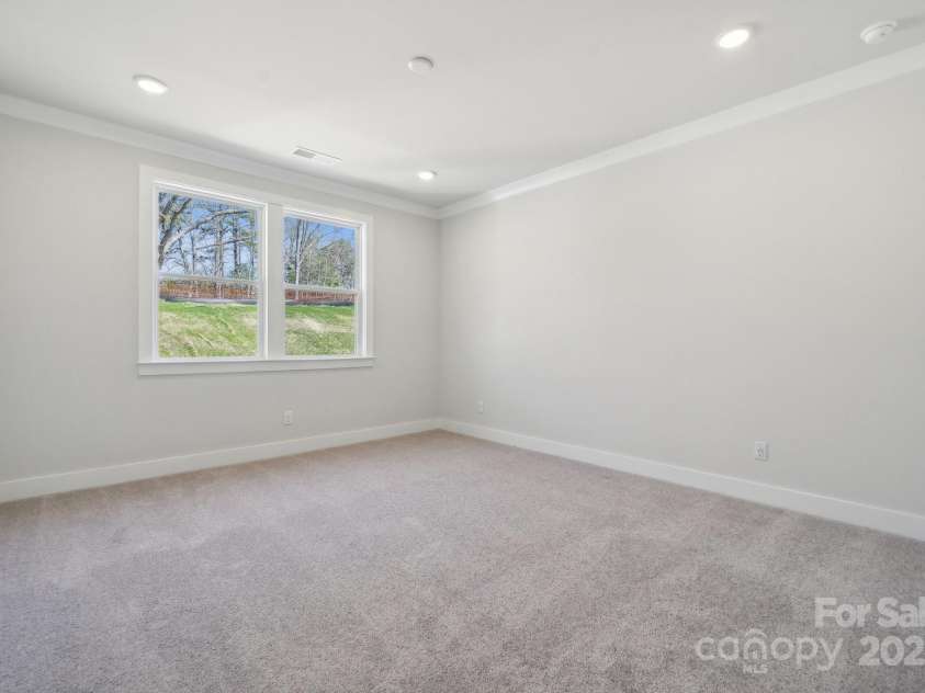 9932 Manor Vista Trail, Kannapolis, NC 28027.  MLS# CAR4228359, YatesRealty ID 13715. 