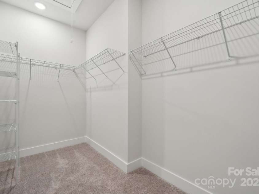 9932 Manor Vista Trail, Kannapolis, NC 28027.  MLS# CAR4228359, YatesRealty ID 13715. 