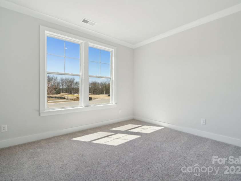 9932 Manor Vista Trail, Kannapolis, NC 28027.  MLS# CAR4228359, YatesRealty ID 13715. 