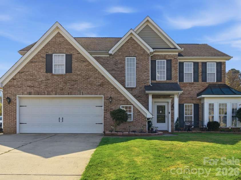 11016 Wyndham Pointe, Charlotte, NC 28213.  MLS# CAR4360023, YatesRealty ID 13716. 