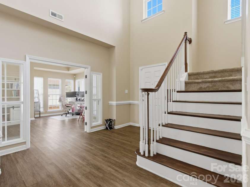 11016 Wyndham Pointe, Charlotte, NC 28213.  MLS# CAR4360023, YatesRealty ID 13716. 