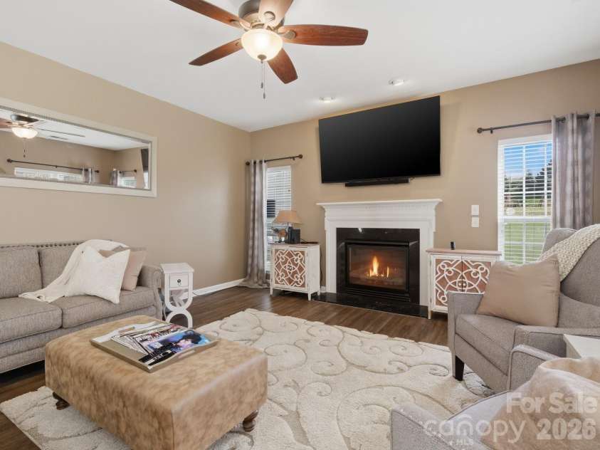 11016 Wyndham Pointe, Charlotte, NC 28213.  MLS# CAR4360023, YatesRealty ID 13716. 