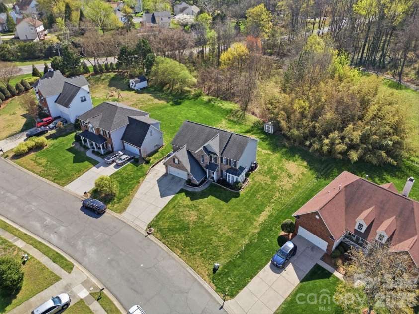 11016 Wyndham Pointe, Charlotte, NC 28213.  MLS# CAR4360023, YatesRealty ID 13716. 
