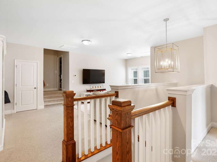 432 Belton Street, Charlotte, NC 28209.  MLS# CAR4254337, YatesRealty ID 13716. 