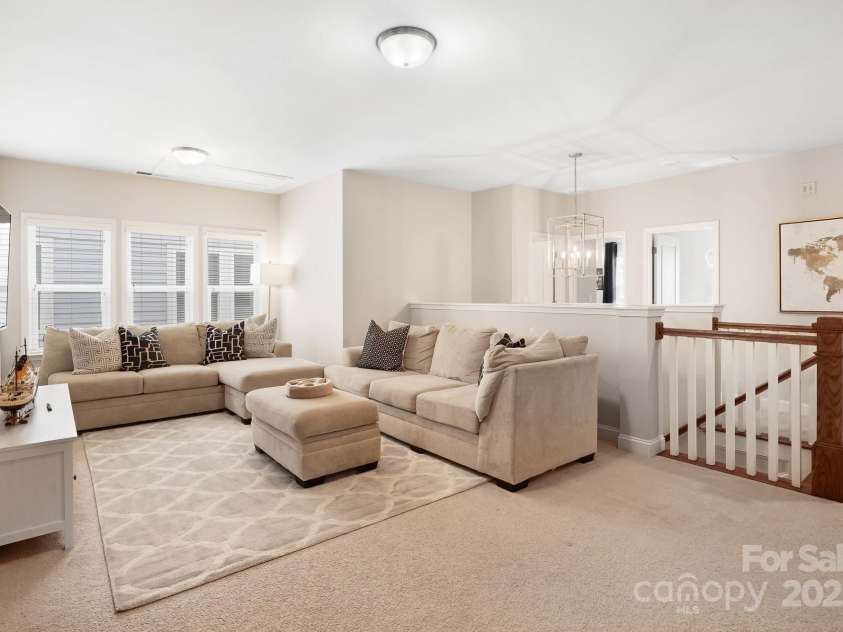 432 Belton Street, Charlotte, NC 28209.  MLS# CAR4254337, YatesRealty ID 13716. 