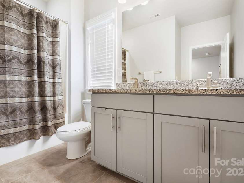 432 Belton Street, Charlotte, NC 28209.  MLS# CAR4254337, YatesRealty ID 13716. 