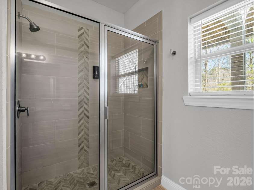 121 Fern Loop, Lake Lure, NC 28746.  MLS# CAR4357970, YatesRealty ID 13717. 