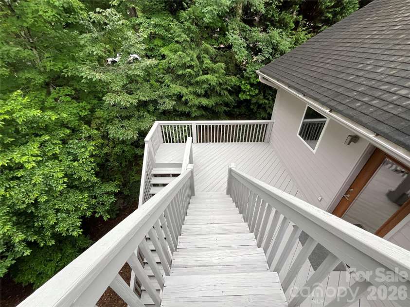 121 Fern Loop, Lake Lure, NC 28746.  MLS# CAR4357970, YatesRealty ID 13717. 